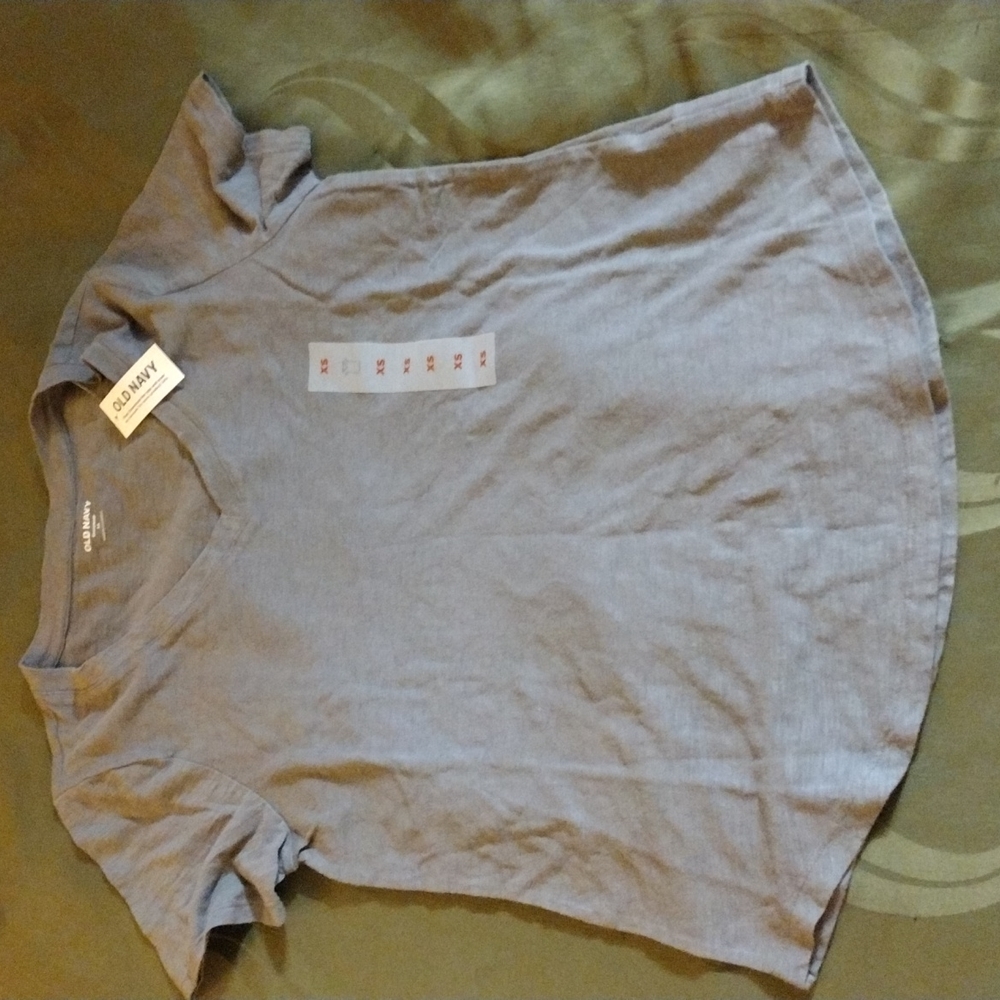Grey Old Navy t-shirt size XS new